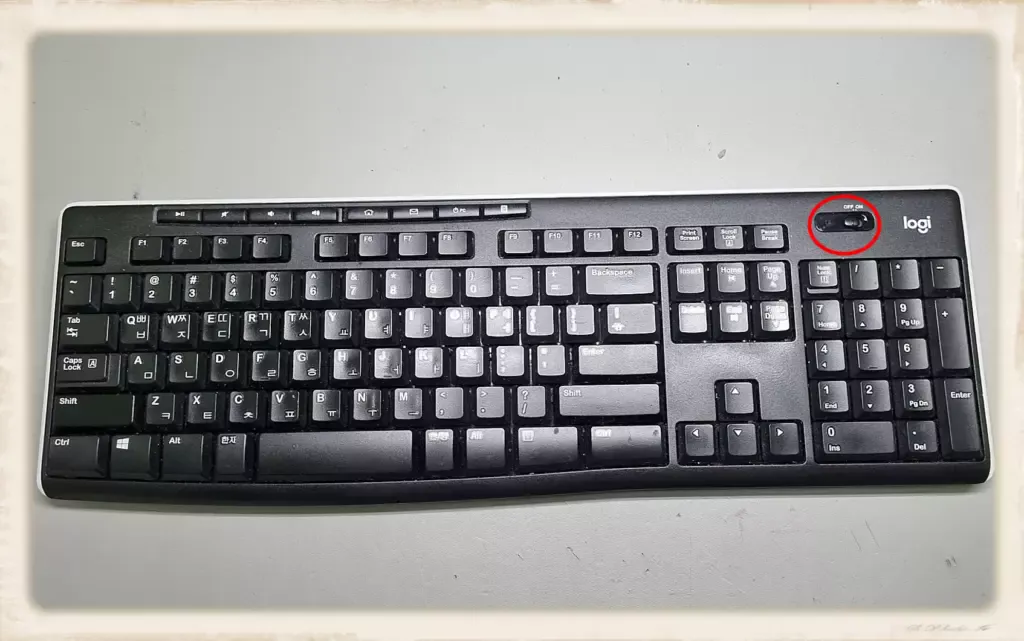 K270 로지텍 키보드 분해 윤활 작업 1 K270 로지텍 키보드 윤활 작업_01K270키보드