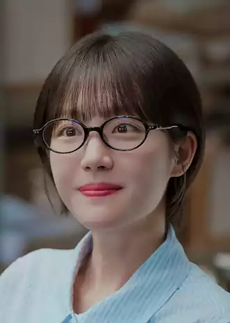 Pro Bono Kdrama Cast: A Kdrama About Lawyers | 프로보노 3 Pro Bono Kdrama cast_Kdrama about lawyers3_2Park Ki-bbeum (played by So Joo-yeon)