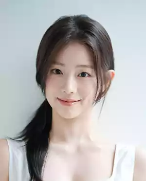 Pro Bono Kdrama Cast: A Kdrama About Lawyers | 프로보노 11 Pro Bono Kdrama cast_Kdrama about lawyers6_3Yoon (Judicial Clerk) (played by Chae Seo-a