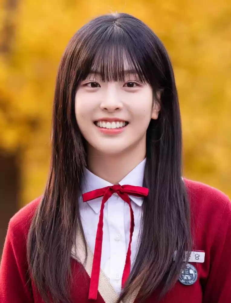 In Your Radiant Season Cast, Plot Summary & Episode Guide | 찬란한 너의 계절에 6 In Your Radiant Season cast_In Your Radiant Season plot summary2_2_3Song Ha-dam_played by Oh Ye-ju