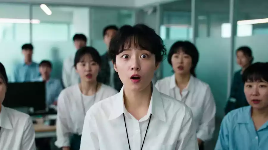 What Is Kkondae? Understanding Seniority in Korean Office Culture | 꼰대 6 What Is Kkondae_Korean office culture5_YoungerReact