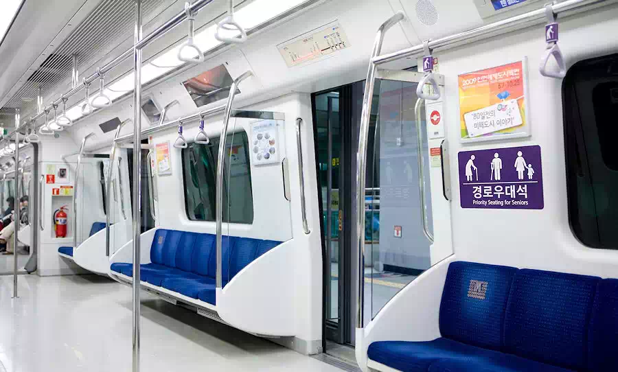 Confucian Values in Daily Life: Why Respect for Elders Matters in Korea 2 Korean social norms on subway