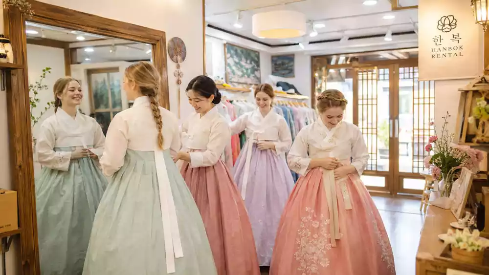 What Is Hanbok? A Local’s Guide to the History and Meaning of Korean Dress 4 hanbok renting tips