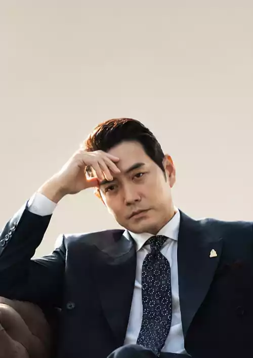 Agent Kim Reactivated Cast Guide: From Average Dad to Elite Operative in the Hit Netflix K-Drama | 김부장 5 Joo Sang-wook portraying the antagonist Ju Gang-chan, a standout in the Agent Kim Reactivated Cast for this K-Drama thriller